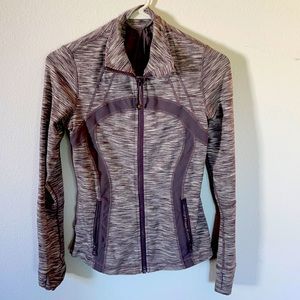 Lululemon jacket in size 4, excellent condition
